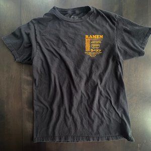 Ramen t-shirt in Men's Medium